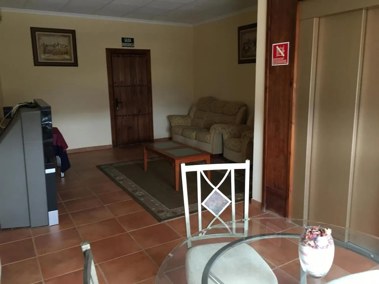 Guest house Hostal Meson Arboleas